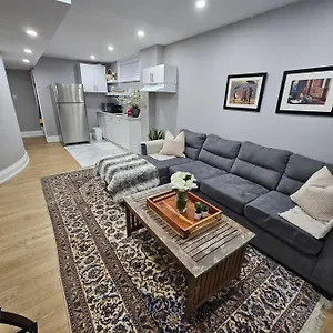  Apartment Basement In Luxury Beach House Canada