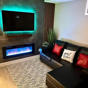 https://niagara-getaway-across-fallsview.niagara-fallshotels.com